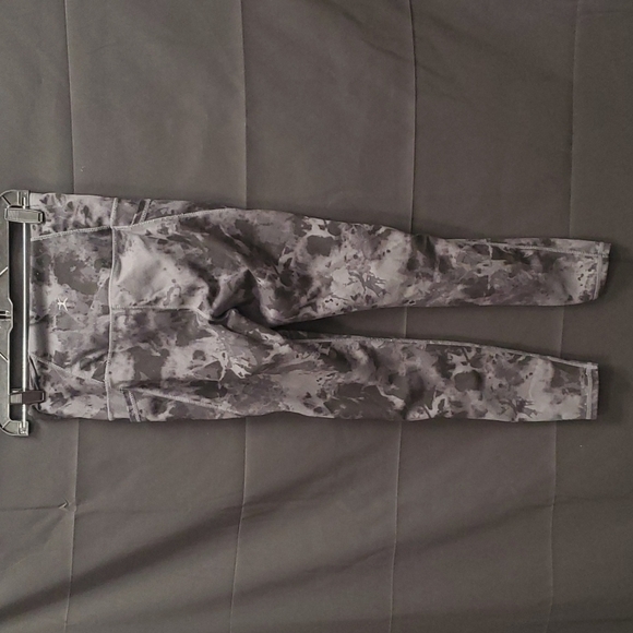 Danskin Leggings SZ SM - Picture 3 of 7